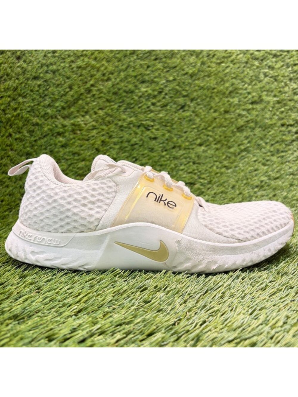 Nike Renew In Season TR 10 Womens Size 9 White Athletic Running Shoes Sneakers